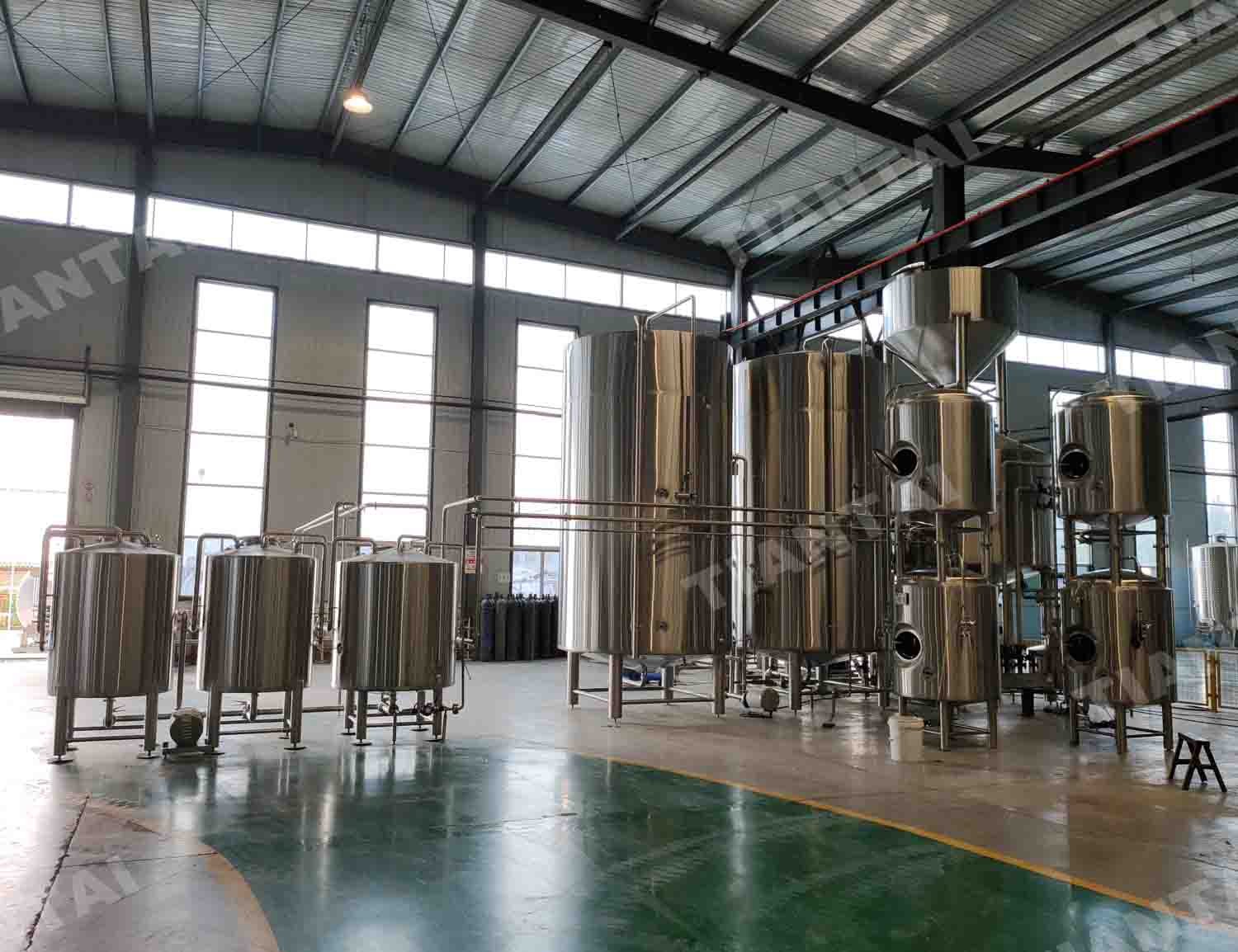 <b>5000L automatic beer brewery equipment </b>